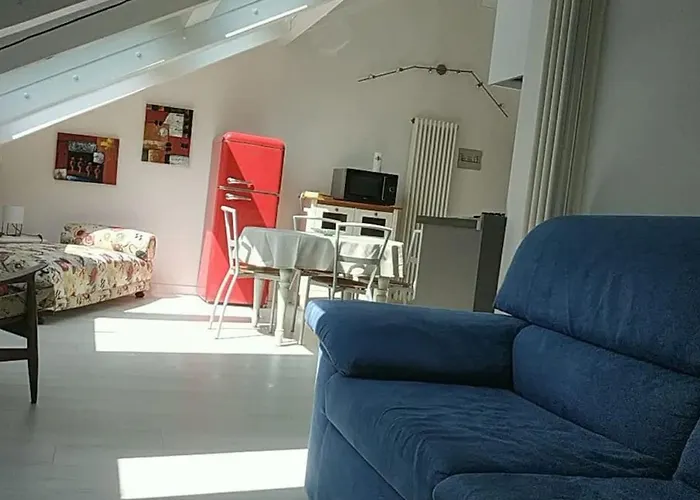 דירה La Deliziosa Mansarda Di Barbara *