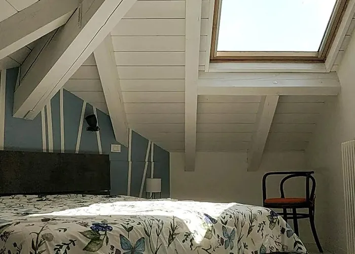 La Deliziosa Mansarda Di Barbara דירה *